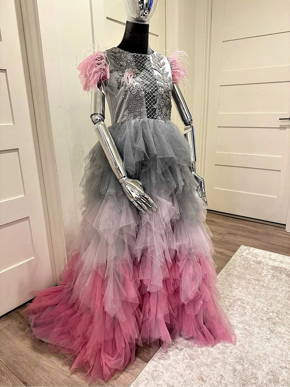 New Formal Tulle Gown / Prom Dress – Girls 12–14 / Women’s XS – Gray & Pink